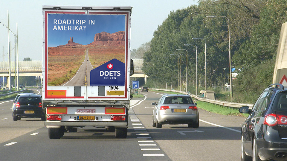 Altermedia Doets Reizen vrachtwagenreclame Trailerreclame Truck Advertising