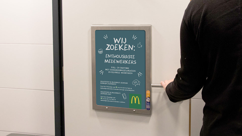 Altermedia Mc Donald's Nederland Zaandam Toiletreclame WCreclame Toiletmedia Washroom media