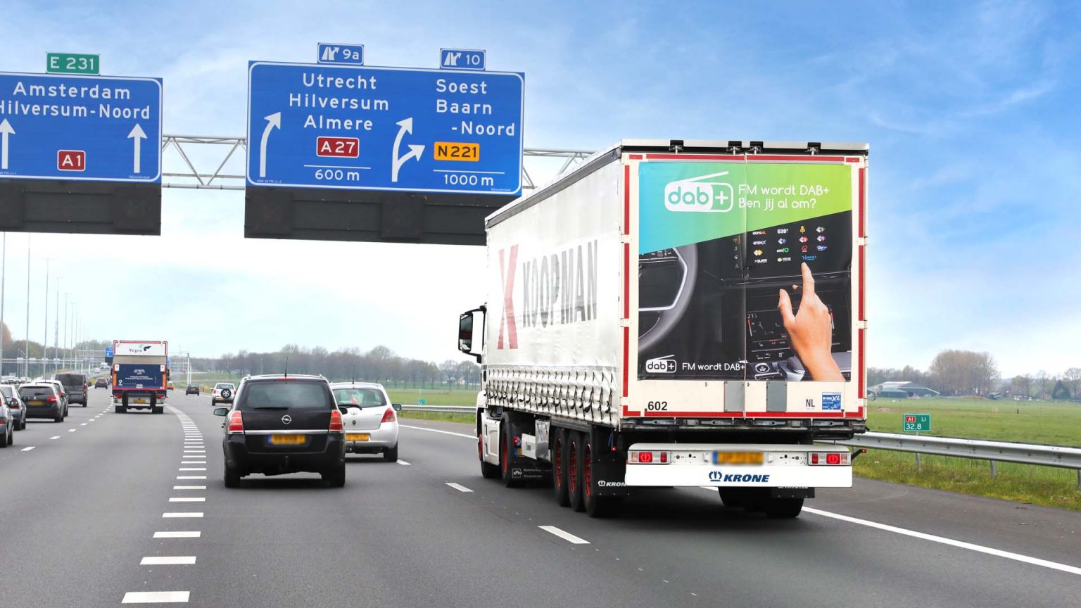 Altermedia Dab + Vrachtwagenreclame Truck advertising