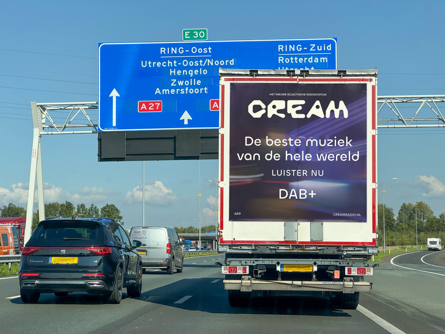 WEBSITE CREAM RADIO VR foto